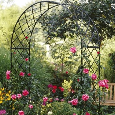 Bagatelle Round-Top Garden Arch