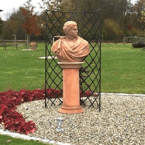 Classic Garden Elements Exedra Garden Obelisk